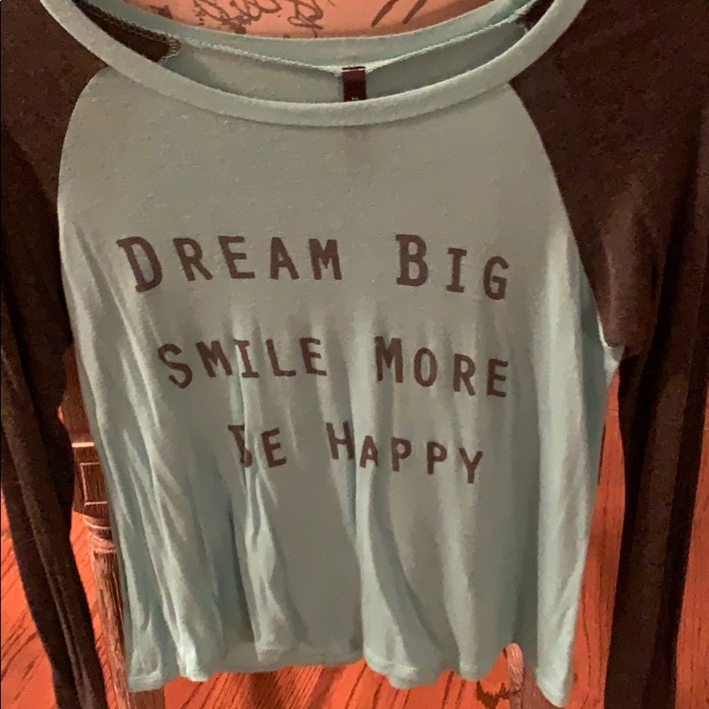 “Long sleeve T-shirt with quote